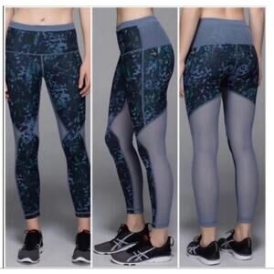 Lululemon Running In The City 7/8 Tight Floral Backdrop Blue Denim Mesh Size 6